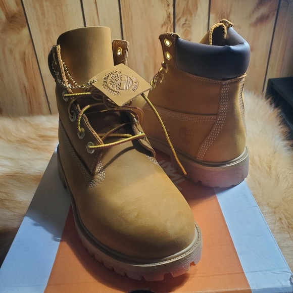 Timberland Waterproof Premium Boots 6” Wheat Nubuck Men Sz 6 Junior New in Box - Picture 13 of 15